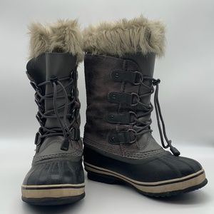 Sorel Youth Joan of Arctic Grey Boots size US 3 (Kids)